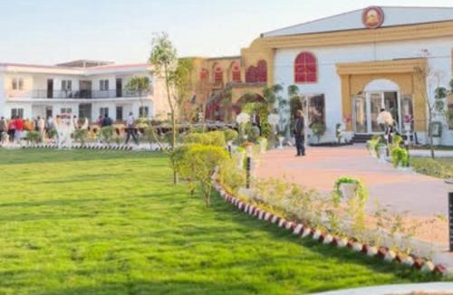 Manjhanpur Resort | Arya Marriage Hall & Resort