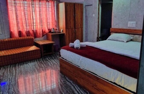 Murudeshwara Hotel | Aryan Residency