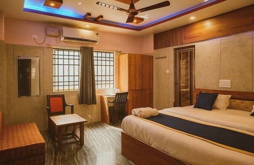 Murudeshwara Hotel | Aryan Residency