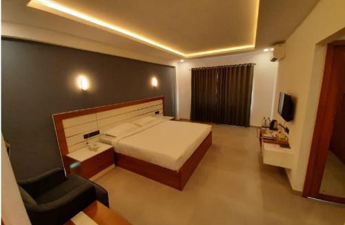 Kozhikode Hotel | Ashirvad Lawns Hotel & Convention Centre