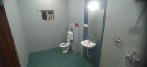 Ernakulam South Hotel | Ashtapadi tourist home