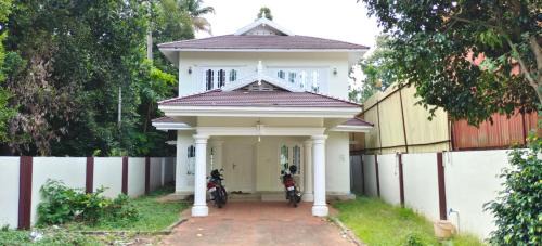 Alwaye Apartment | Atlas Home Stays