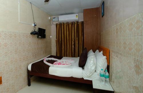 Central Chennai Hotel | Aum Karthikeya Residency - Near Chennai Railway Station