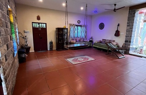 Hosur Hotel | Aura