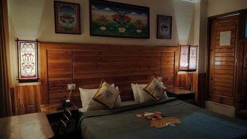 McLeod Ganj Hotel | Auspiscious Him View Hotel