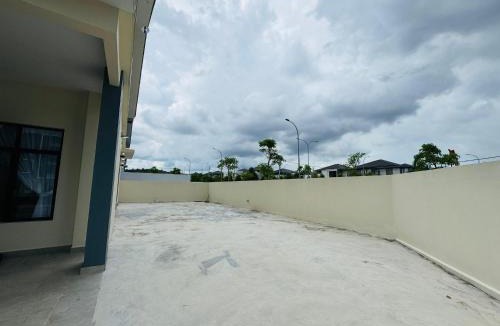 Tebrau House | Austin JB Gather Corner Lot 15pax,Tebrau, Ikea