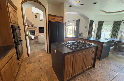 Taylor Ranch House | Authentic Southwest Experiance in Specious Custome Home for Ballon Fiesta.