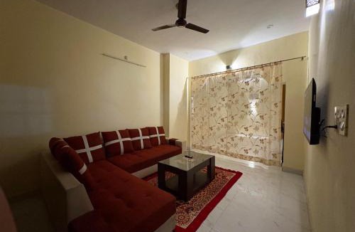 Indira Nagar House | Awadh Homestays