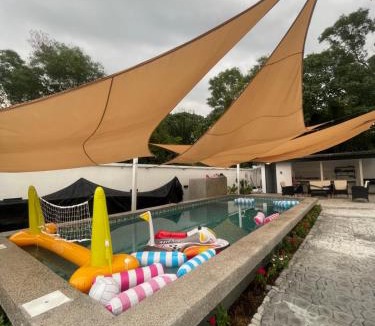 Shah Alam House | Ayra De Villa -Ayra Homestay 9-bedroom with Private Pool