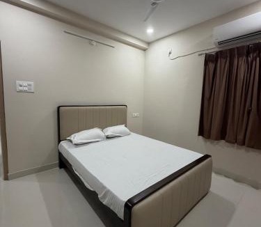 Hyderabad Apartment | Ayushman Avenue Family 502D 2BHK AC Massage Chair