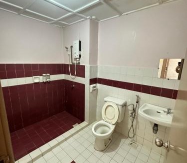 Baharu Apartment | B7-2 @pd marina resort