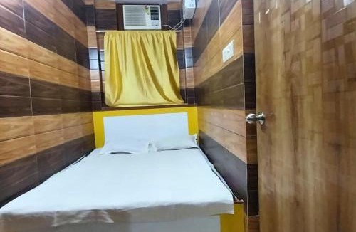 Gorakhpur House | Baba Hotel & Guest House