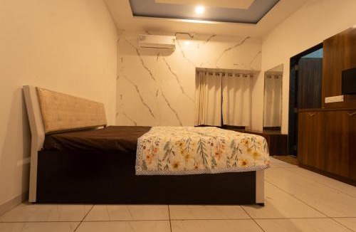 Kolhapur House | BABJI VILLA Peaceful 2BHK Retreat near airport