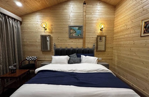 Badrinath Hotel | Badri Resort Mana, Badrinath