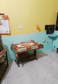 Varanasi House | Bajrang kutirr