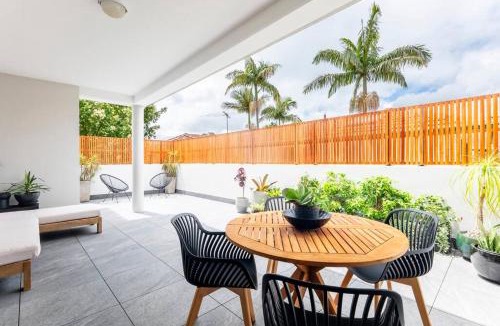 Balmain Apartment | Balmain Designer 1 Bedroom Apartment with Parking