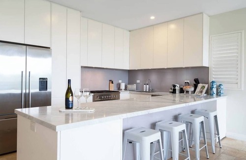 Mosman Apartment | Balmoral Bliss - Expansive Views to Iconic Sydney Heads, steps to Balmoral Beach.