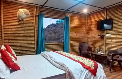 Tehri Range Hotel | Bamboo Junction Resort