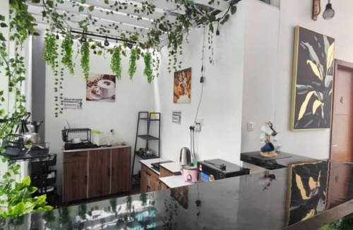 Downtown George Town House | Barnett Georgetown Near Island Hospital Room 2