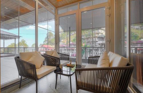 Kumarhatti Villa | Bask and Blessings Highlands Pet-Friendly 7-BHK Retreat With Private Scenic Balconies, Jacuzzi, Spa, Garden & Gazebo