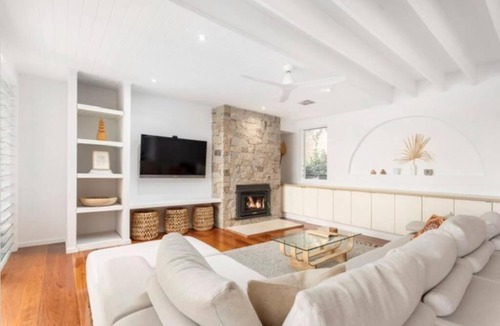 Green Point House | Bask at Green Point - Between the ocean & the lake