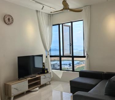 Simpang Ampat Apartment | Batu Kawan Sunset Seaview Condo near Ikea & Design Village