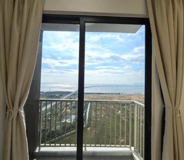 Simpang Ampat Apartment | Batu Kawan Sunset Seaview Condo near Ikea & Design Village