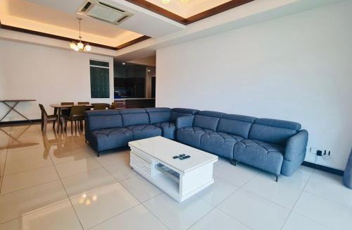 Taman Selera Apartment | Bay Resort Condominium in Miri Sarawak