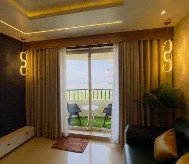 Kozhikode Apartment | Bayfront Bliss - Flat 3BHK in Calicut Beach-Wakeup to stunning views