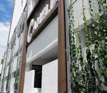Bukit Jong Apartment | Bayu Temiang - 5pax Quiet Home