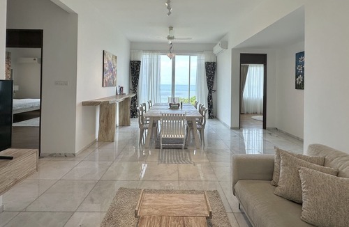 Batu Ferringhi House | BBQ at your own yard with full sea view - 2 mins from the beach!