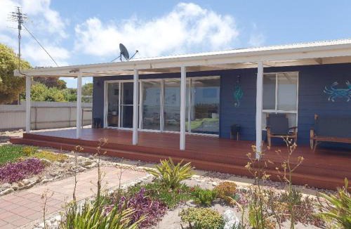 Melville House | Beach Front Blue