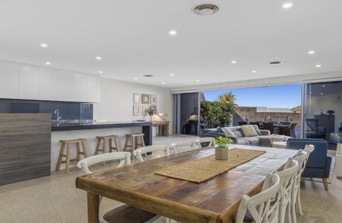 Sapphire Beach House | Beachfront #12 - Direct Beach Access, Pet Friendly, 5Bed 4Bath