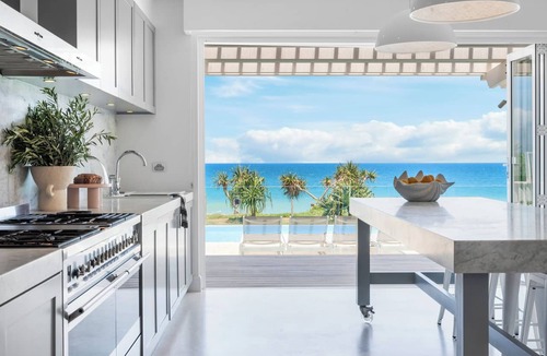 Coffs Harbour House | Beachfront Escapes ~ Luxury Beach Mansion