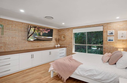 Culburra Beach House | Beachfront Pool House