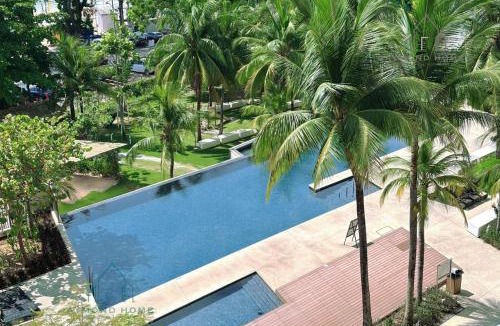 Batu Ferringhi Apartment | Beachfront Resort By The Sea, Batu Ferringhi