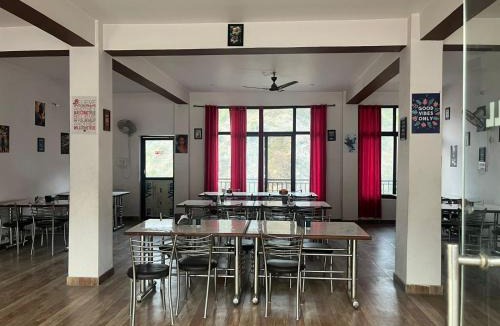 Mandi Hotel | Beas Zayaka - Hotel & Cafe