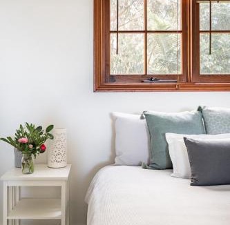 Springbrook House | Beautiful 2BR Tranquil Rainforest Retreat Escape Free Wifi