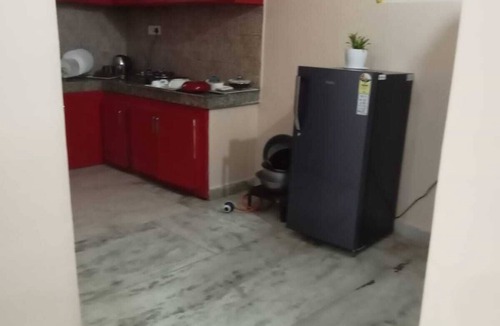 Hyderabad House | Beautiful 3BHK Home for families @prime location in Hyd, 20 mins from Airport