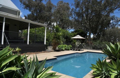 Loomberah House | Beautiful and spacious family friendly country escape!