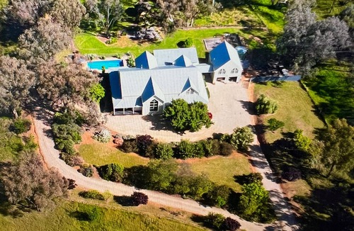 Loomberah House | Beautiful and spacious family friendly country escape!