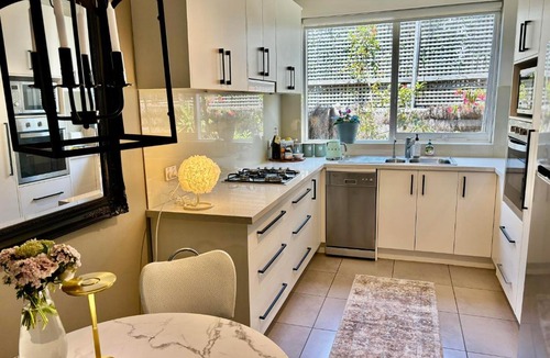 Brighton Apartment | Beautiful Brighton