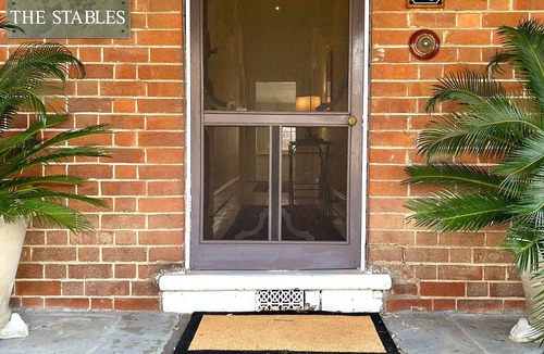 Bathurst House | Beautiful Heritage home close to CBD Sporting fields and hospital