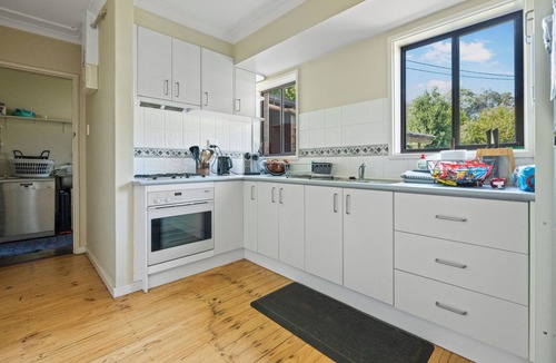 Braddon House | Beautiful Home just minutes walk from the city.