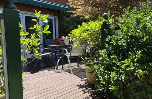 Dee Why House | Beautiful luxury 4 bedroom house close to beaches, restaurants and parks.