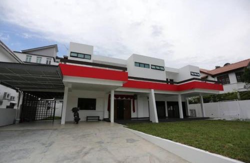 Tanjung Tokong House | Bee's Homestay