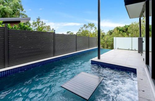 Trinity Beach House | Belle Escapes Bluewater Breeze