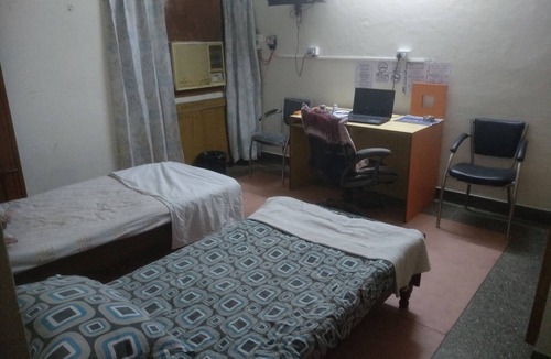 Chandigarh Bed & Breakfast | Best Homestay,Centrally located,Sector-18,Near City Centre