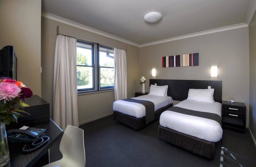 New Lambton Hotel | Best Western Blackbutt Inn