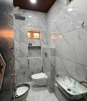 Uchiyarda Apartment | Bhati house